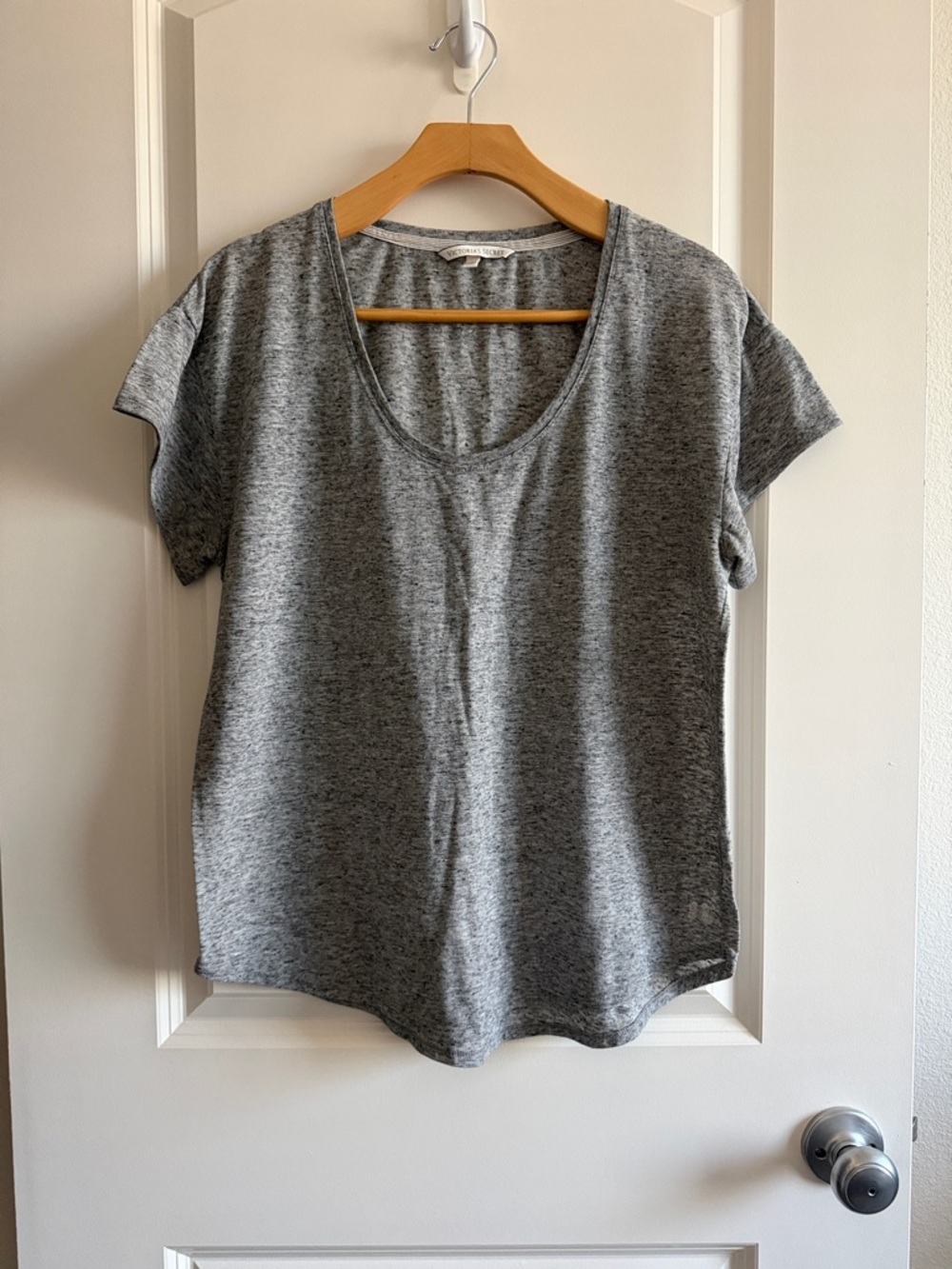 Victoria's Secret Heather Gray Scoop Neck Short Sleeve Tee